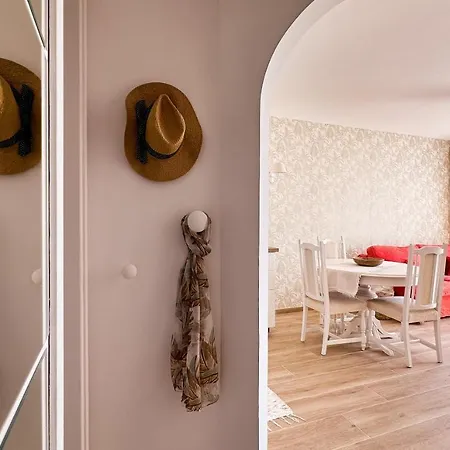 Diamond Roof Apartament *